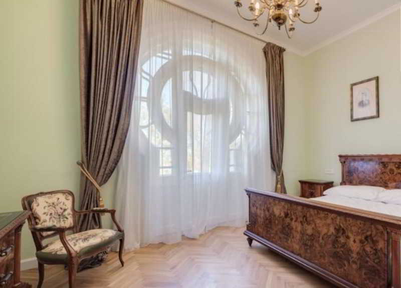 Villa Csonka By Privo เตอร์กู-มูเรช ภายนอก รูปภาพ