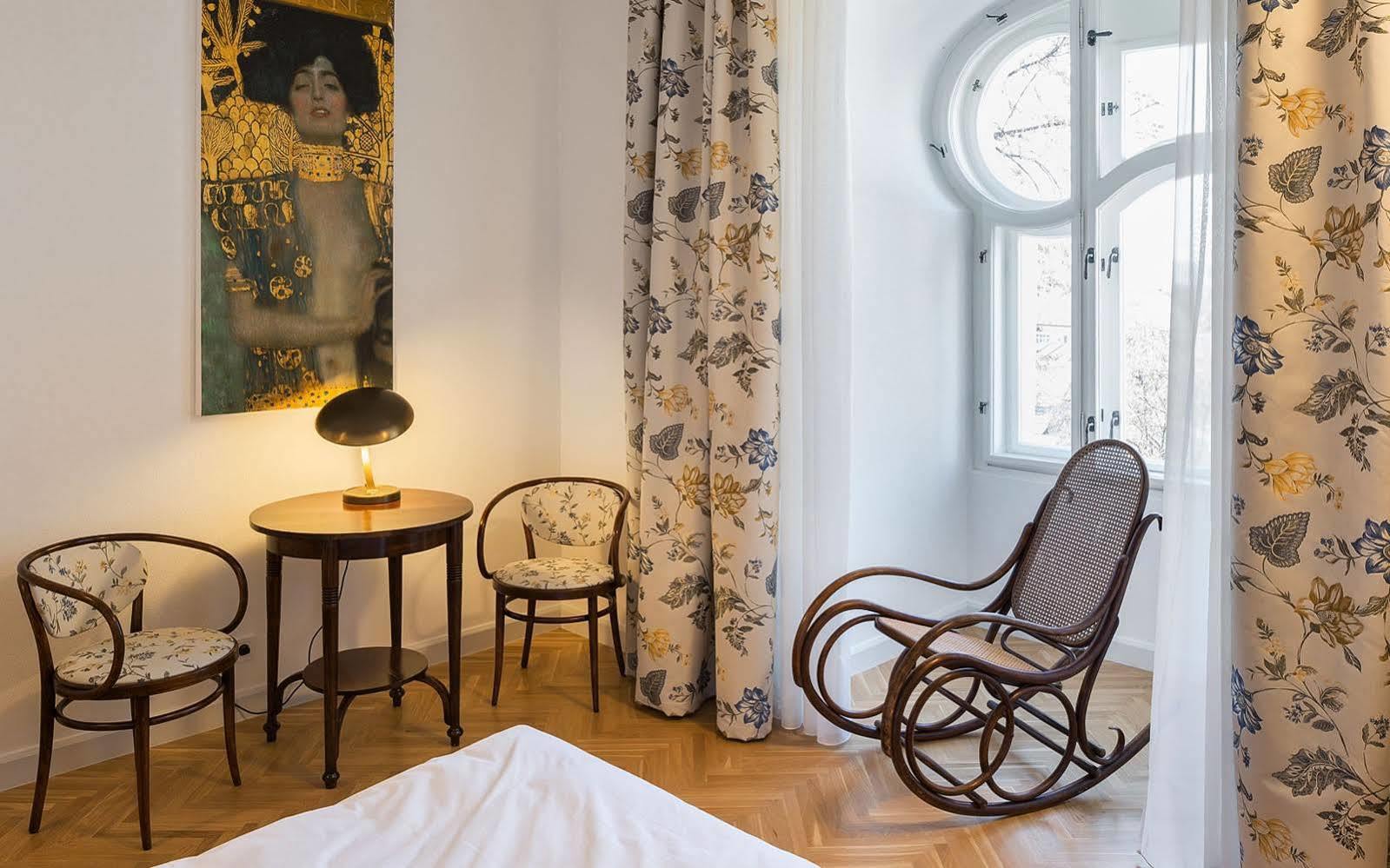 Villa Csonka By Privo เตอร์กู-มูเรช ภายนอก รูปภาพ